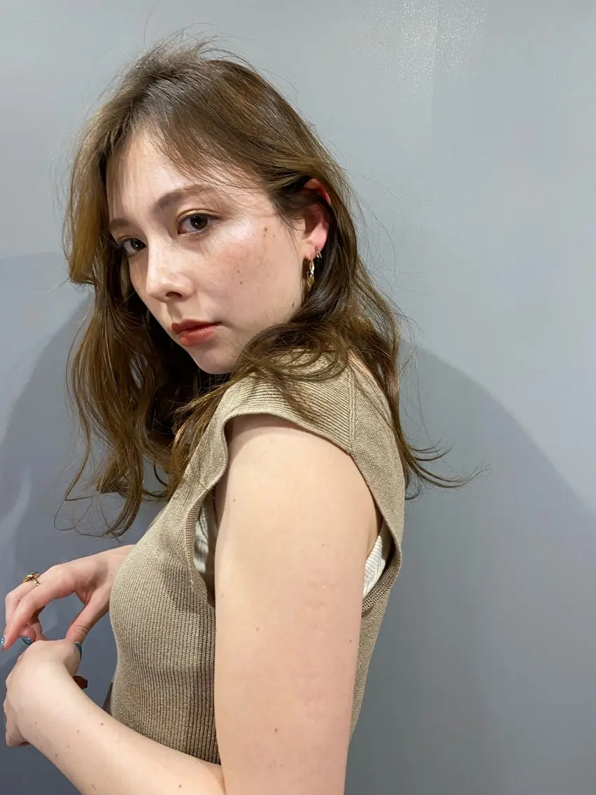 ロング ロング ナツ ナツのヘアスタイル