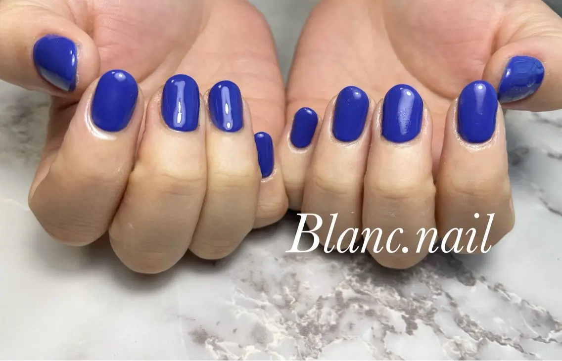 ネイル ブルー ジェルネイル ニュアンスネイル ワンカラーネイル パラジェル ハンドネイル BLANC.nail yuuのネイルデザイン