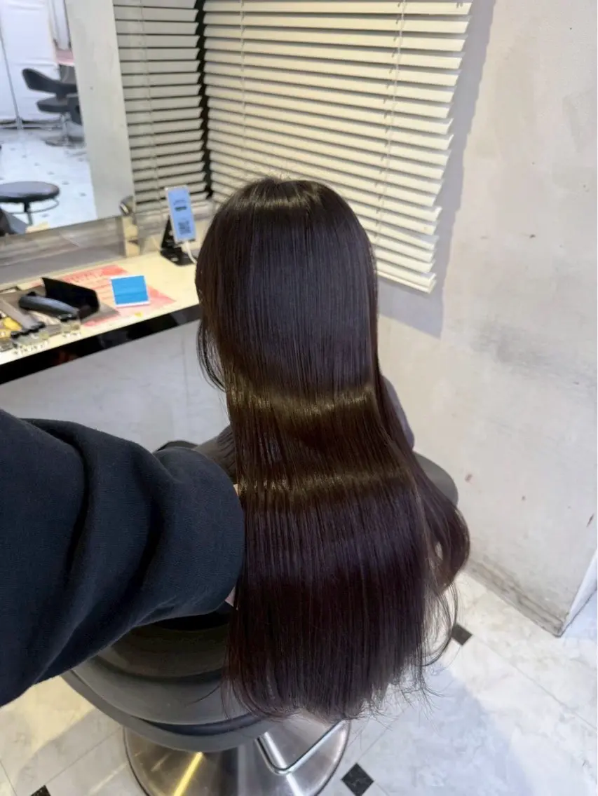 ロング トリートメント 韓国ワンホン透明感 カラー✨🖤ここあのヘアスタイル