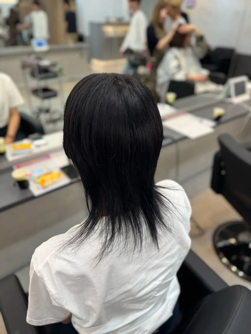 カラー Sakura/ ショート・レイヤーのヘアスタイル