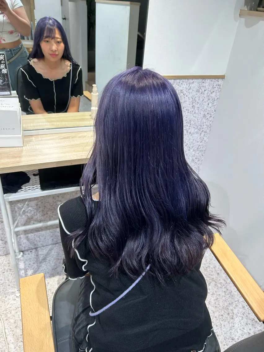 カラー ダブルカラー イヤリングカラー ハイトーンカラー インナーカラー 髪質改善 ヘアカラー ♡ハイトーン★ ネイル/しの♡のヘアスタイル
