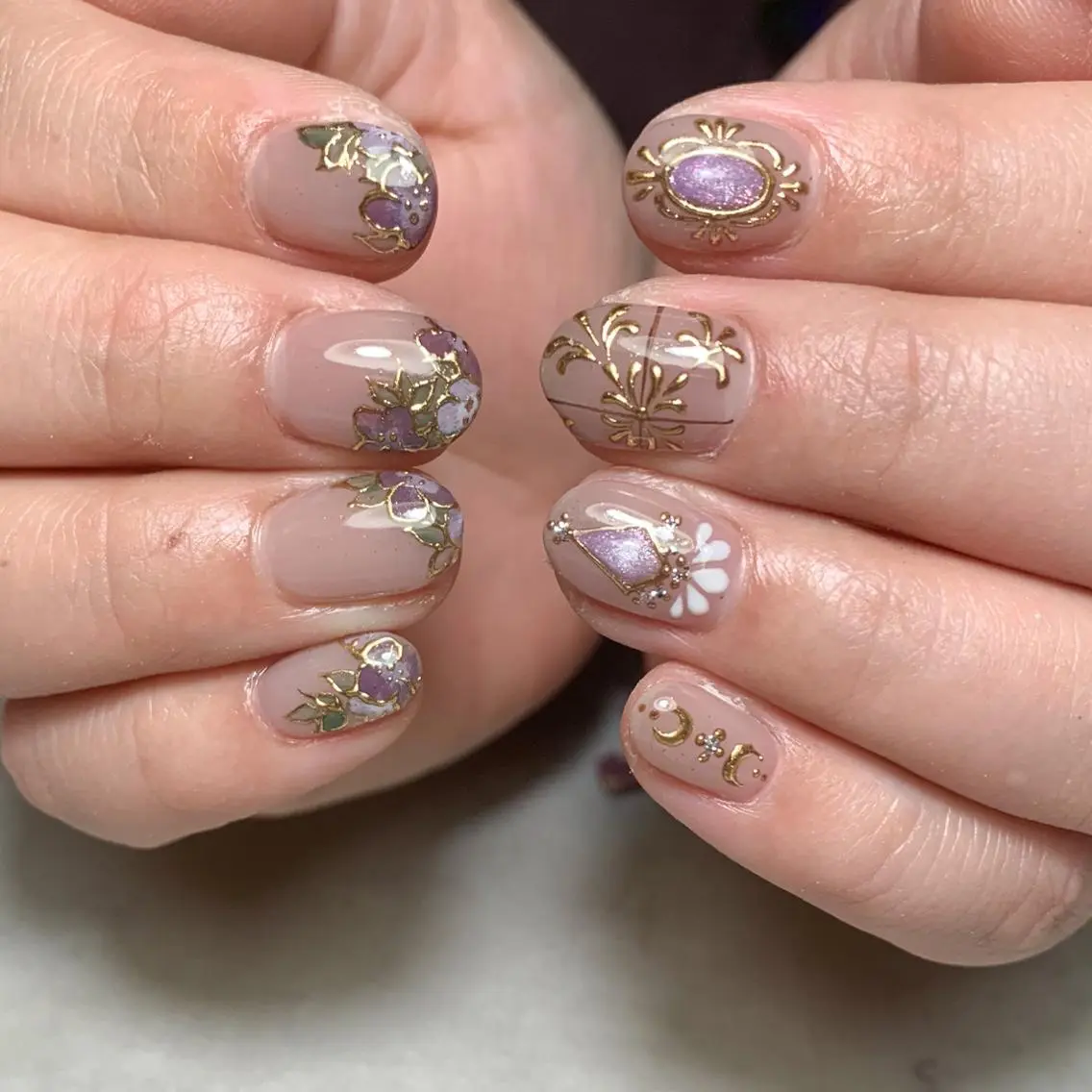 ネイル ハンドネイル FIORITURA aiのネイルデザイン