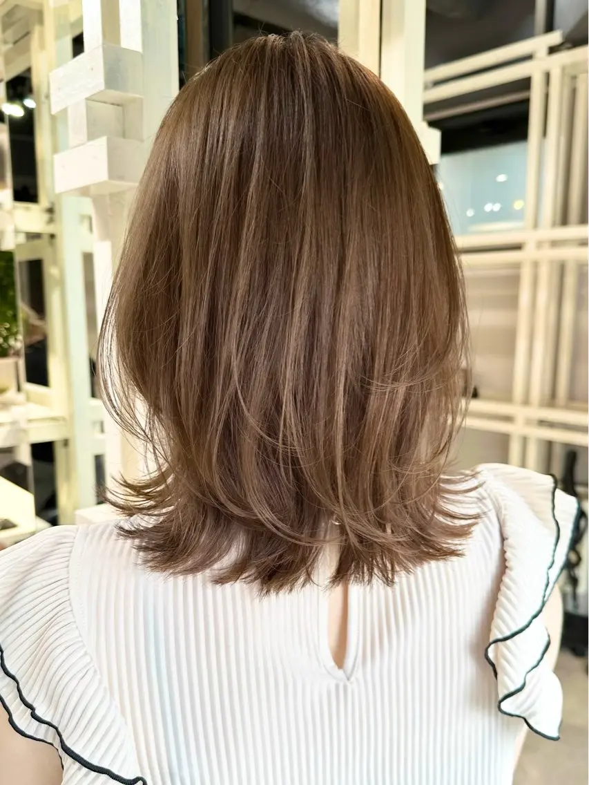 ミディアム くびれヘア レイヤーカット カット ヘアカラー トリートメント ✨透明感カラー 恵比寿HAYATO✨のヘアスタイル