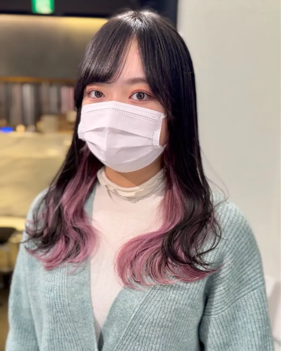 セミロング カラー ブリーチ ケアブリーチ デザインカラー インナーカラー カット ヘアカラー トリートメント インナーカラー/レイ ヤーカット♡/マキシのヘアスタイル