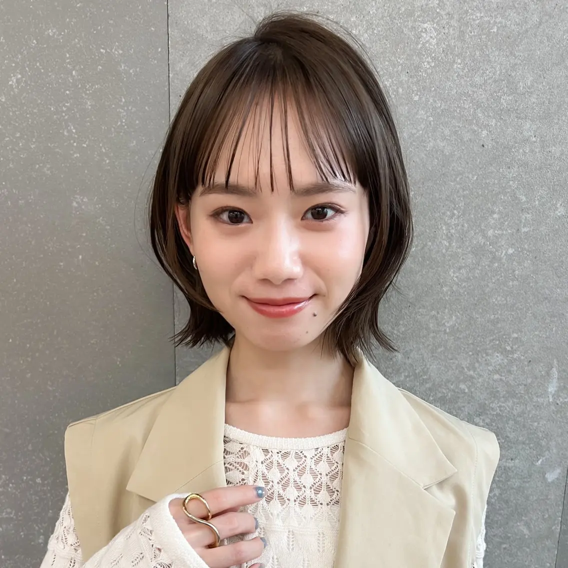ショート カラー カット ヘアカラー トリートメント ボブ/巻ける縮毛矯正 /韓国レイヤーはなのヘアスタイル