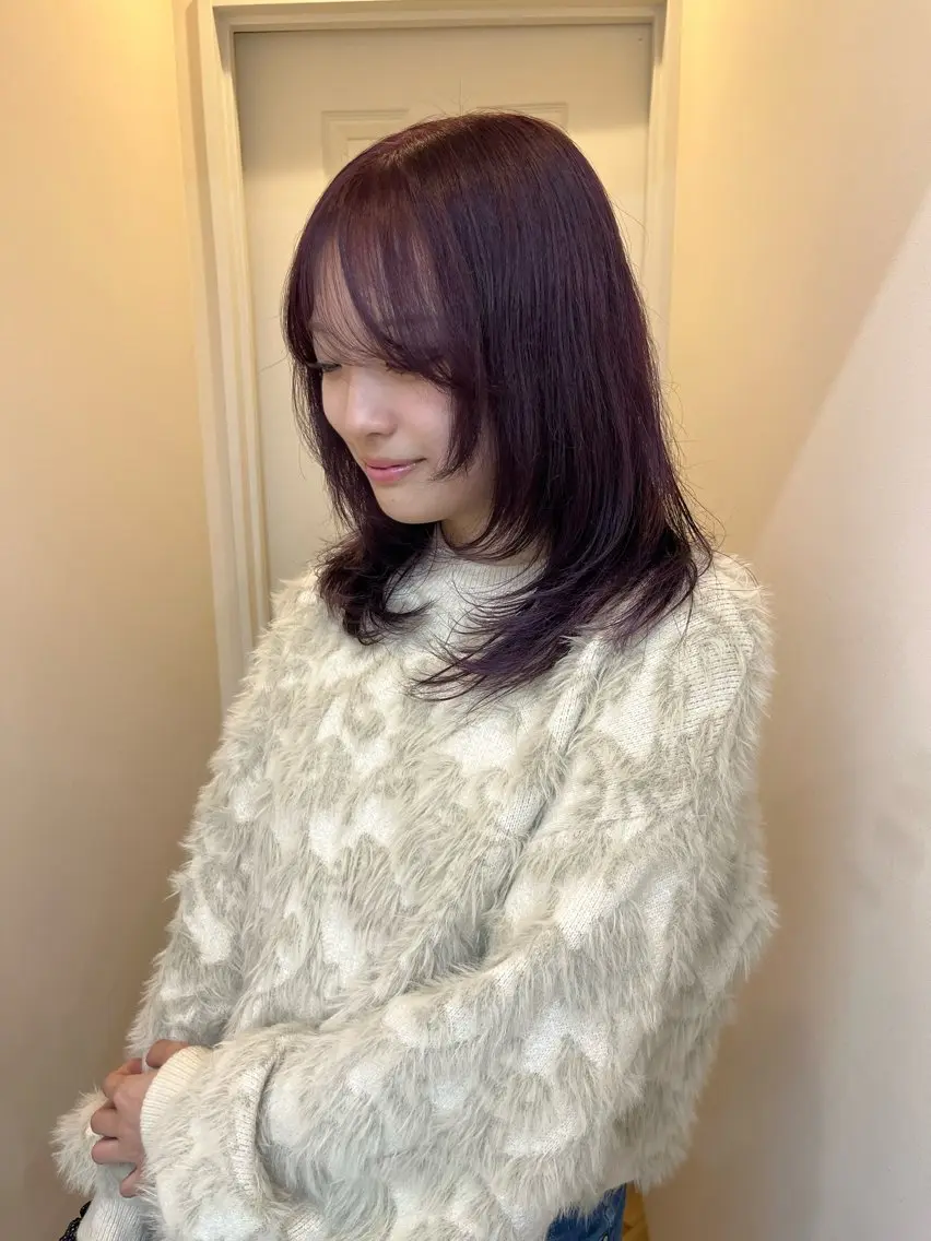 カラー yuka/ロング/ レイヤーカットモデルのヘアスタイル