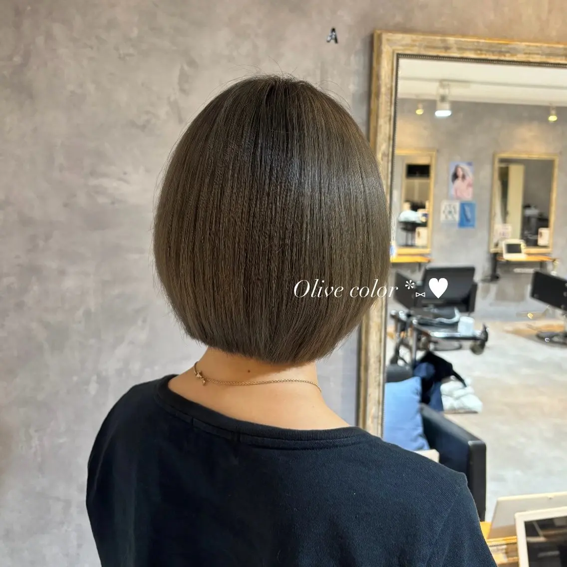 ショート カラー ベージュカラー 透明感カラー 彩夏 ／カラーモデル ✮のヘアスタイル
