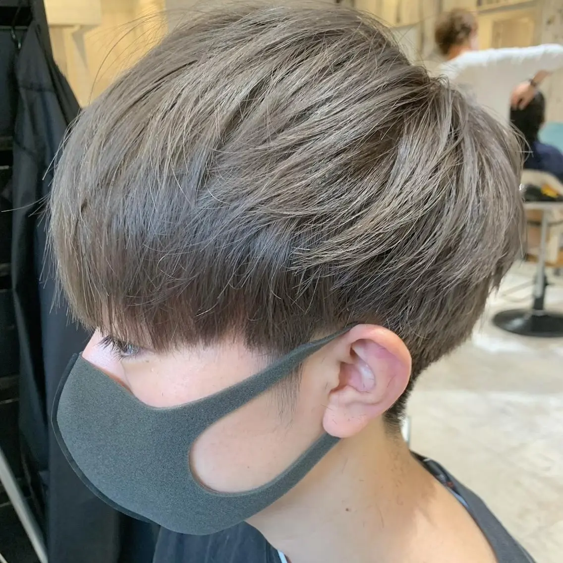 カラー ヤマダ サクラのヘアスタイル