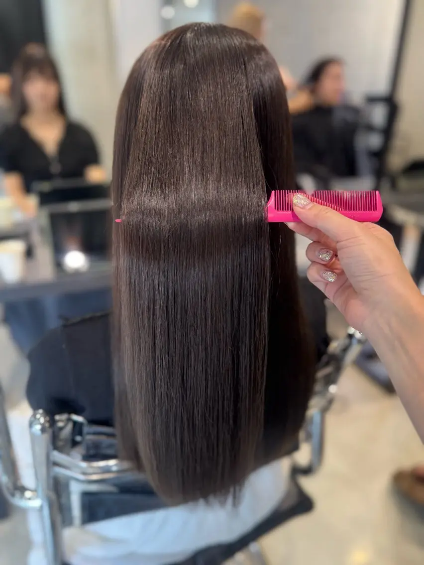 ロング カラー パーマ ヘアアレンジ 縮毛矯正 トリートメント 透明感カラー✂︎ /縮毛矯正/YUKAのヘアスタイル