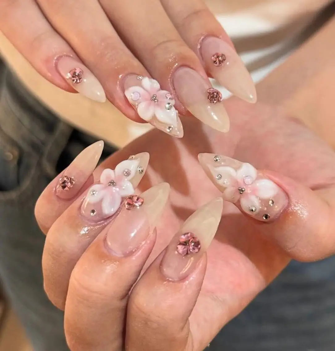 ネイル アートネイル ジェルネイル 韓国ネイル ニュアンスネイル 夏ネイル ハンドネイル Umee Nailのネイルデザイン