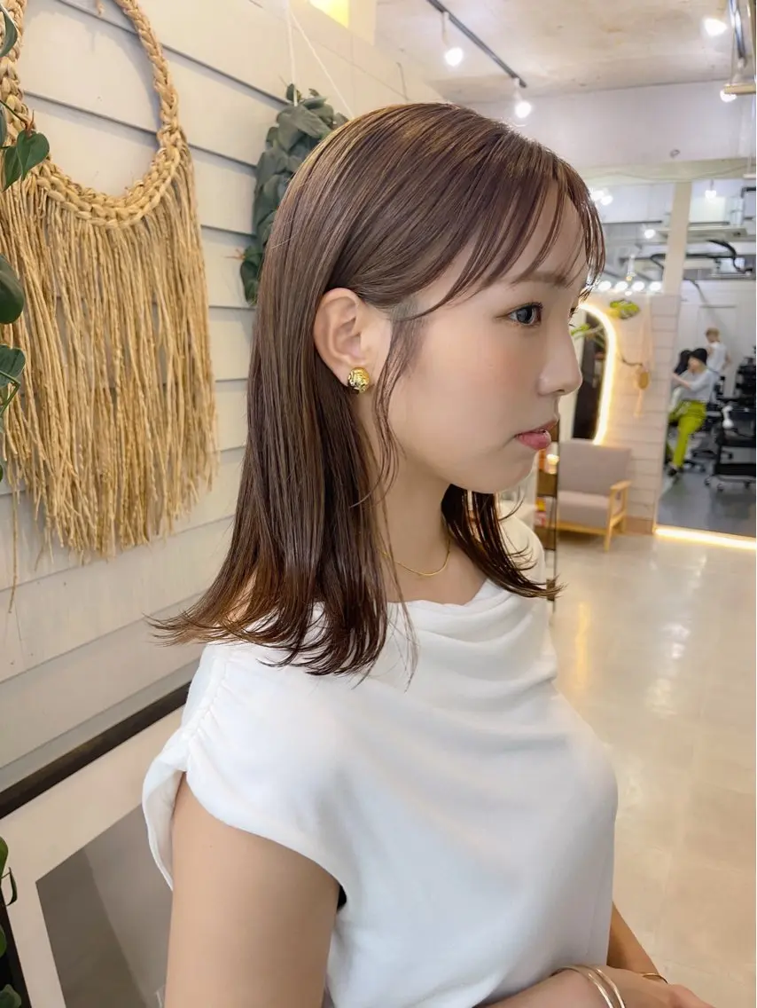 ミディアム カラー ベージュカラー ブリーチ ダブルカラー ブリーチなしカラー ヘアカラー トリートメント AiM 大名　似合わせカットのヘアスタイル