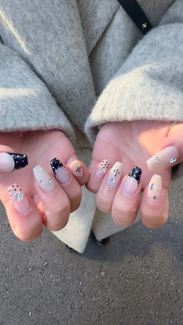 ネイル フラッシュネイル 韓国ネイル ラメ(グリッター) ラメグラデーション マグネットネイル ハンドネイル MH_ Nailのネイルデザイン