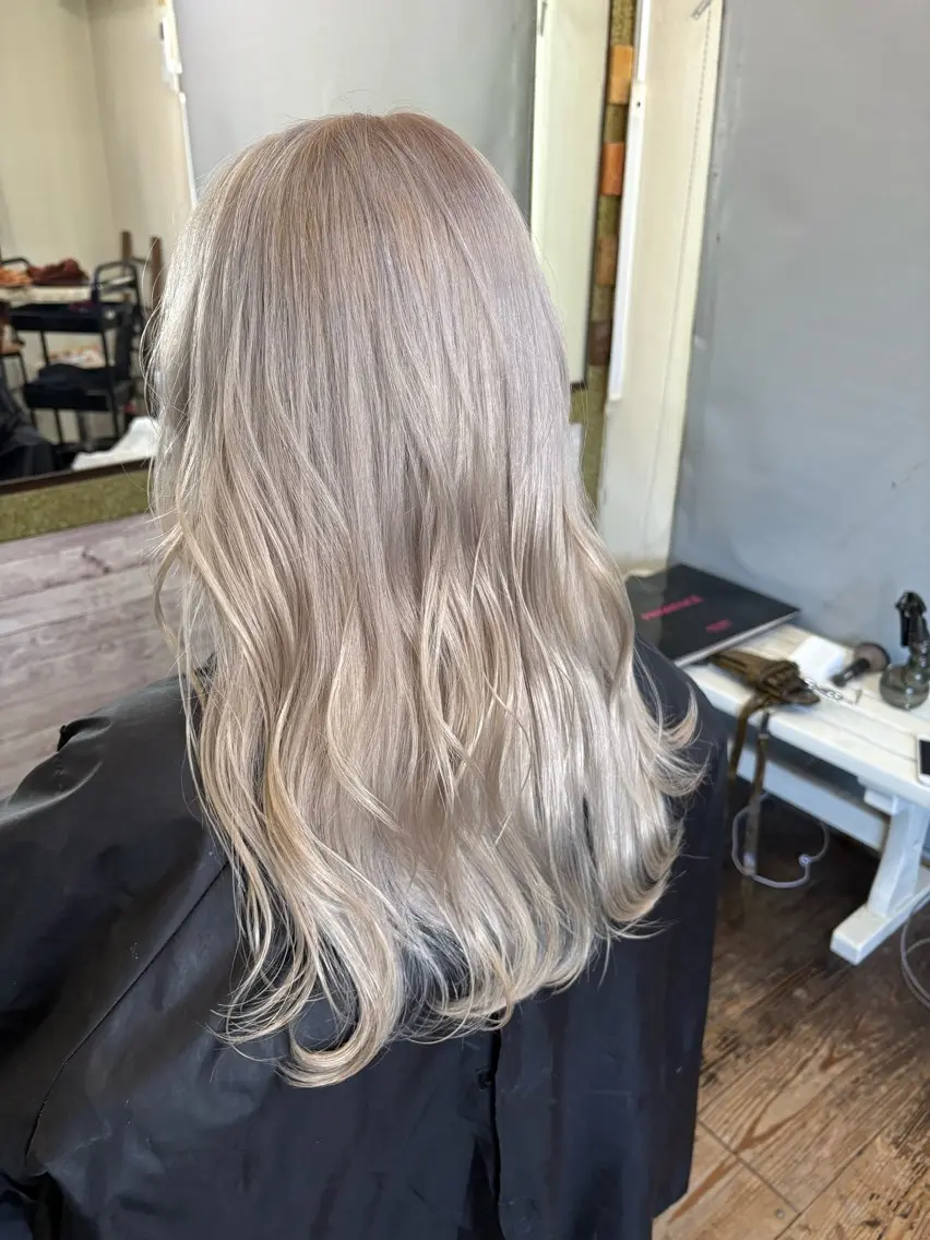 カラー ヘアカラー 渡辺 健太のヘアスタイル