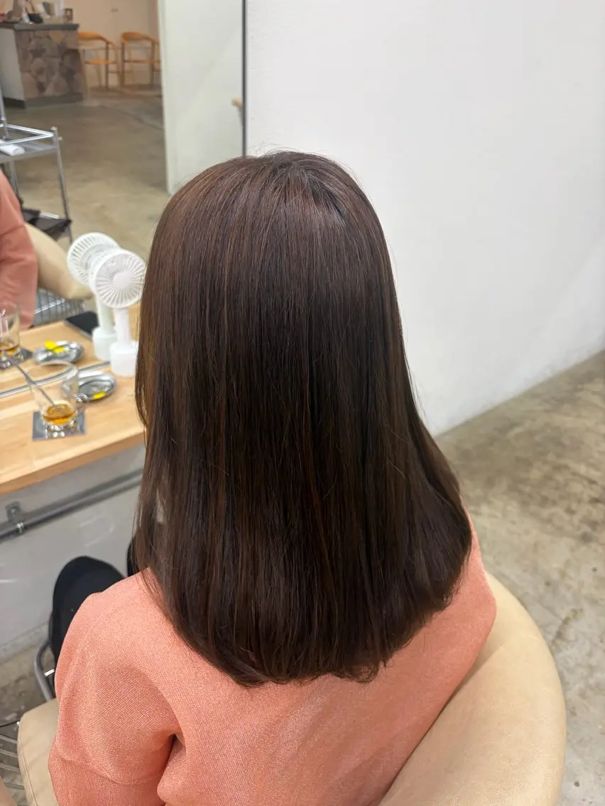 セミロング ヘアカラー fand KOTOMIのヘアスタイル