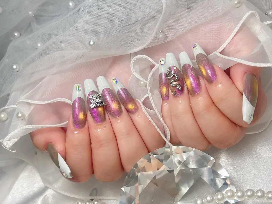 ネイル フレンチネイル マグネットネイル マグネットフレンチ ハンドネイル bijou nails　蓮のネイルデザイン