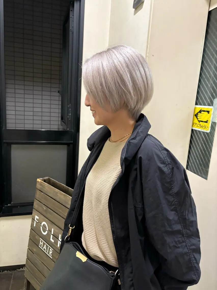 ショート カラー ブリーチ ヘアカラー トリートメント 白髪ぼかしハイライト バレイヤージュヤマトのヘアスタイル