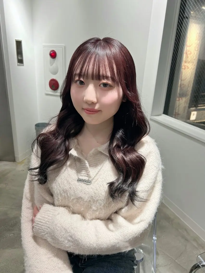 ロング カラー ブリーチ 透明感カラー レッドカラー 新宿/ミルクティー/ カットモデル/のりかのヘアスタイル