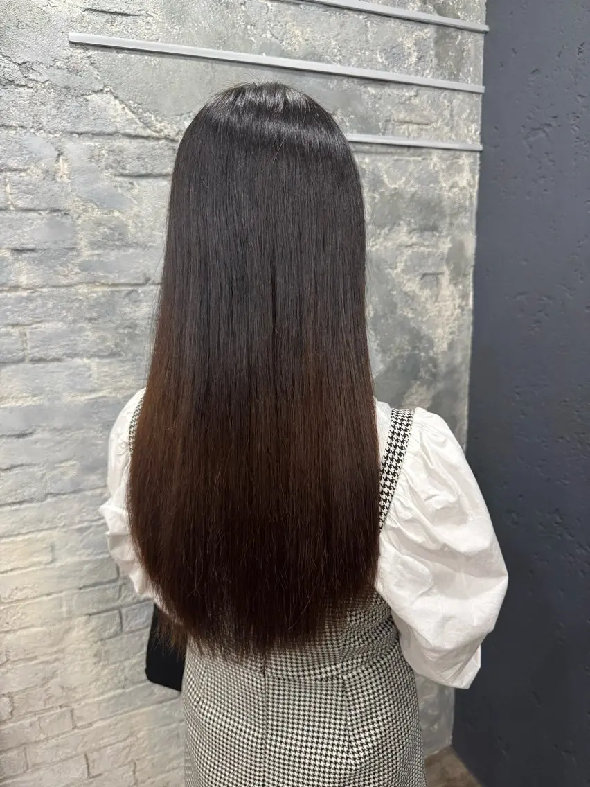 ロング 縮毛矯正 カラー/縮毛矯正/ 🩶RENA🩶のヘアスタイル