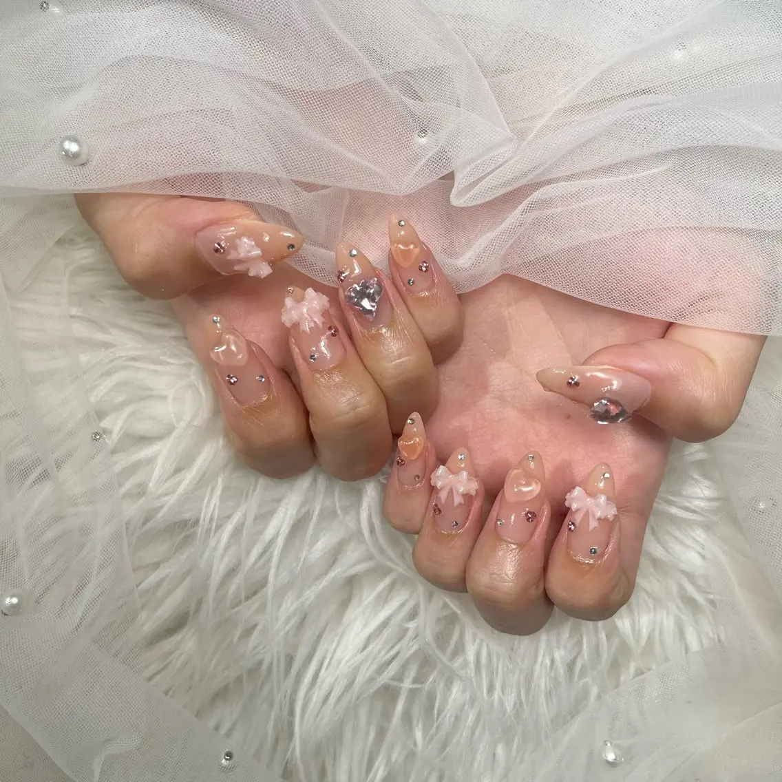 ネイル ハンドネイル 🌈 Laule'aのネイルデザイン