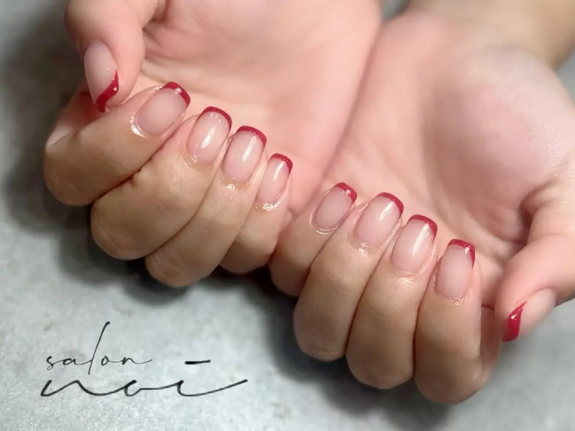 ネイル フレンチネイル ハンドネイル salon noiのネイルデザイン