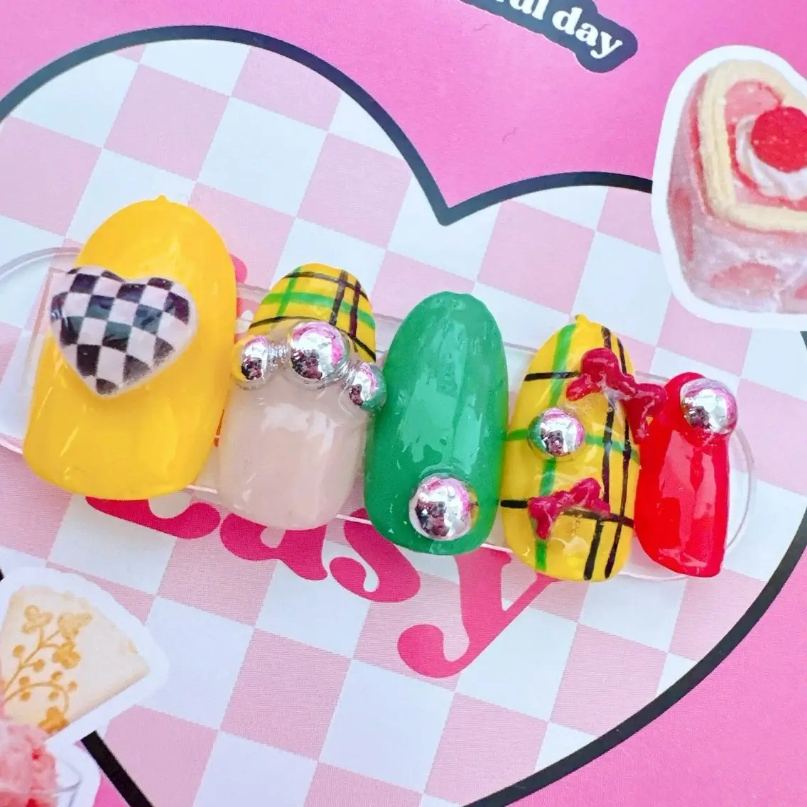 ネイル ハンドネイル MignonReve ♡EIMI🌈のネイルデザイン