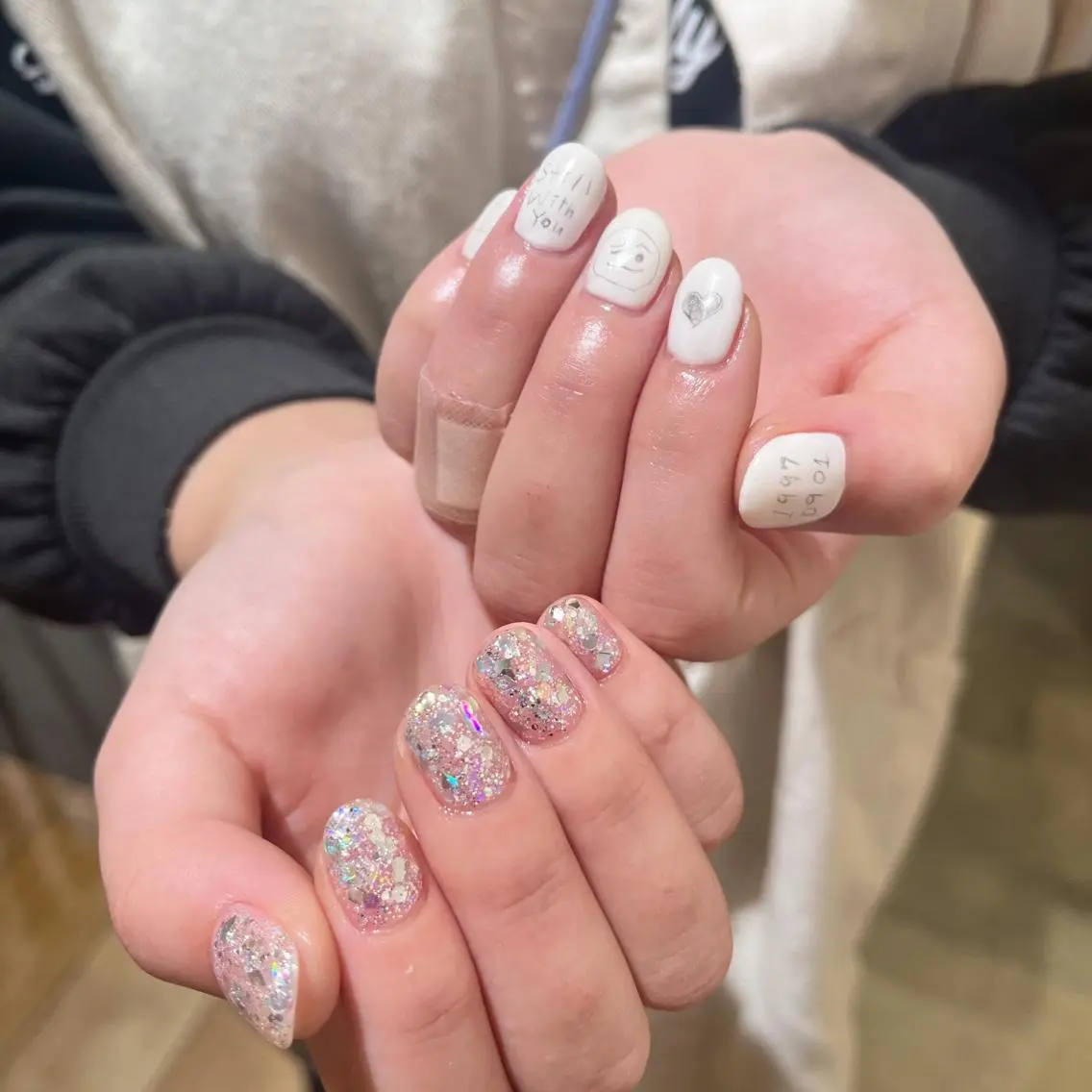 ネイル ハンドネイル 鈴木 里奈のネイルデザイン