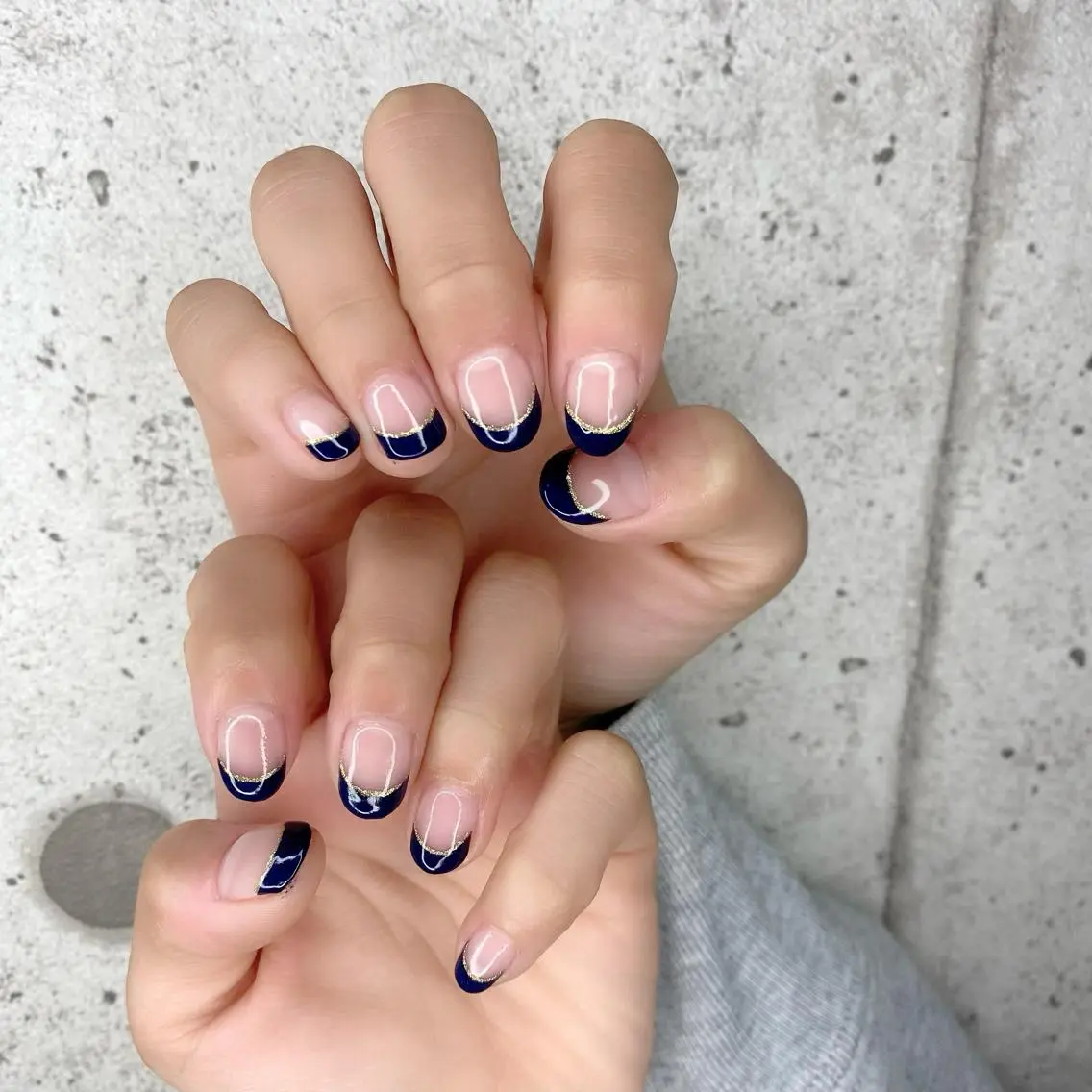 ショート カラー パーマ ヘアアレンジ メンズ キッズ ネイル マツエク・マツパ アイブロウ ネイビーカラー 入学式 卒業式のヘアスタイル ショートヘア アートネイル Salon Ｋのネイルデザイン
