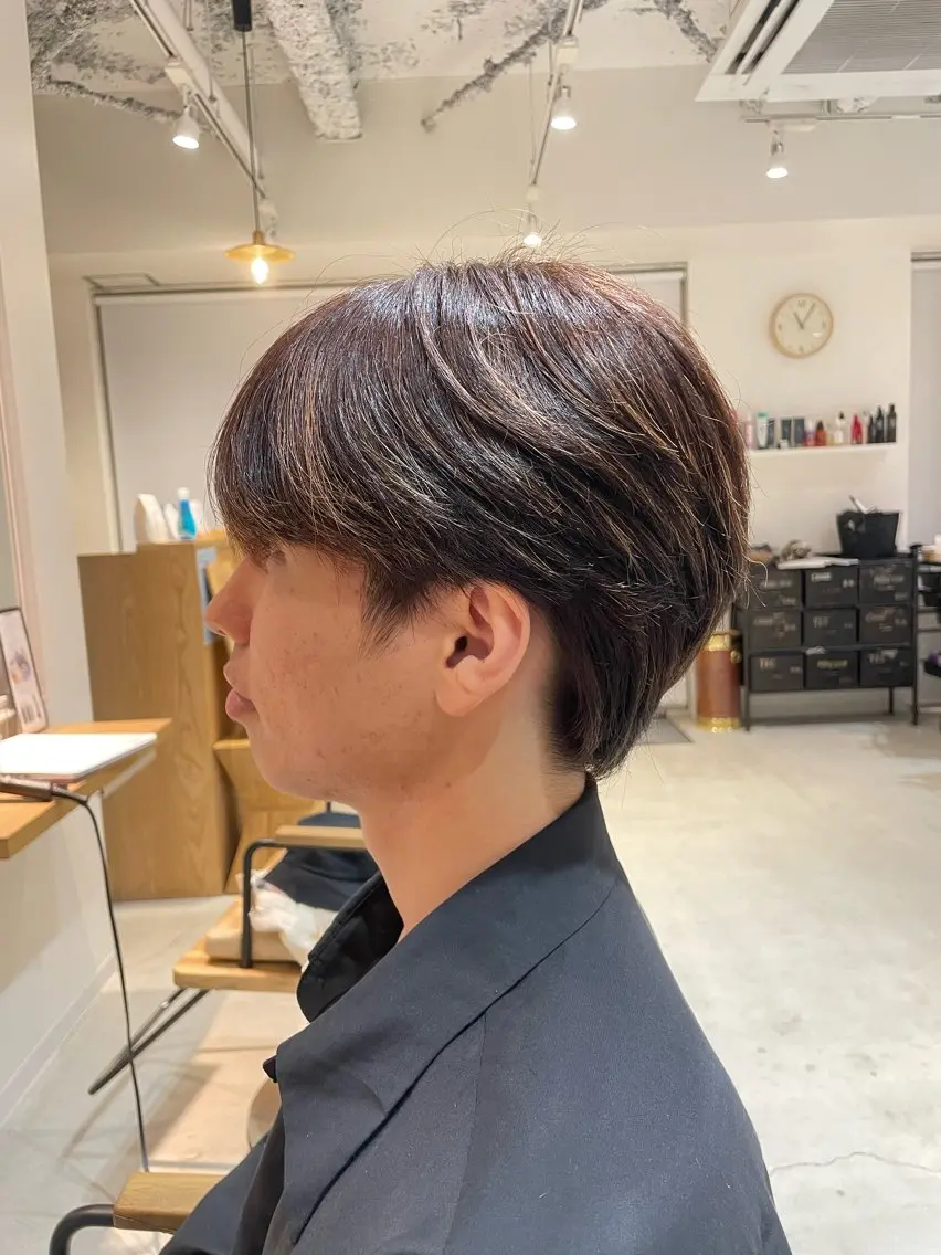 メンズ マッシュ 刈り上げ 石川 潤のヘアスタイル