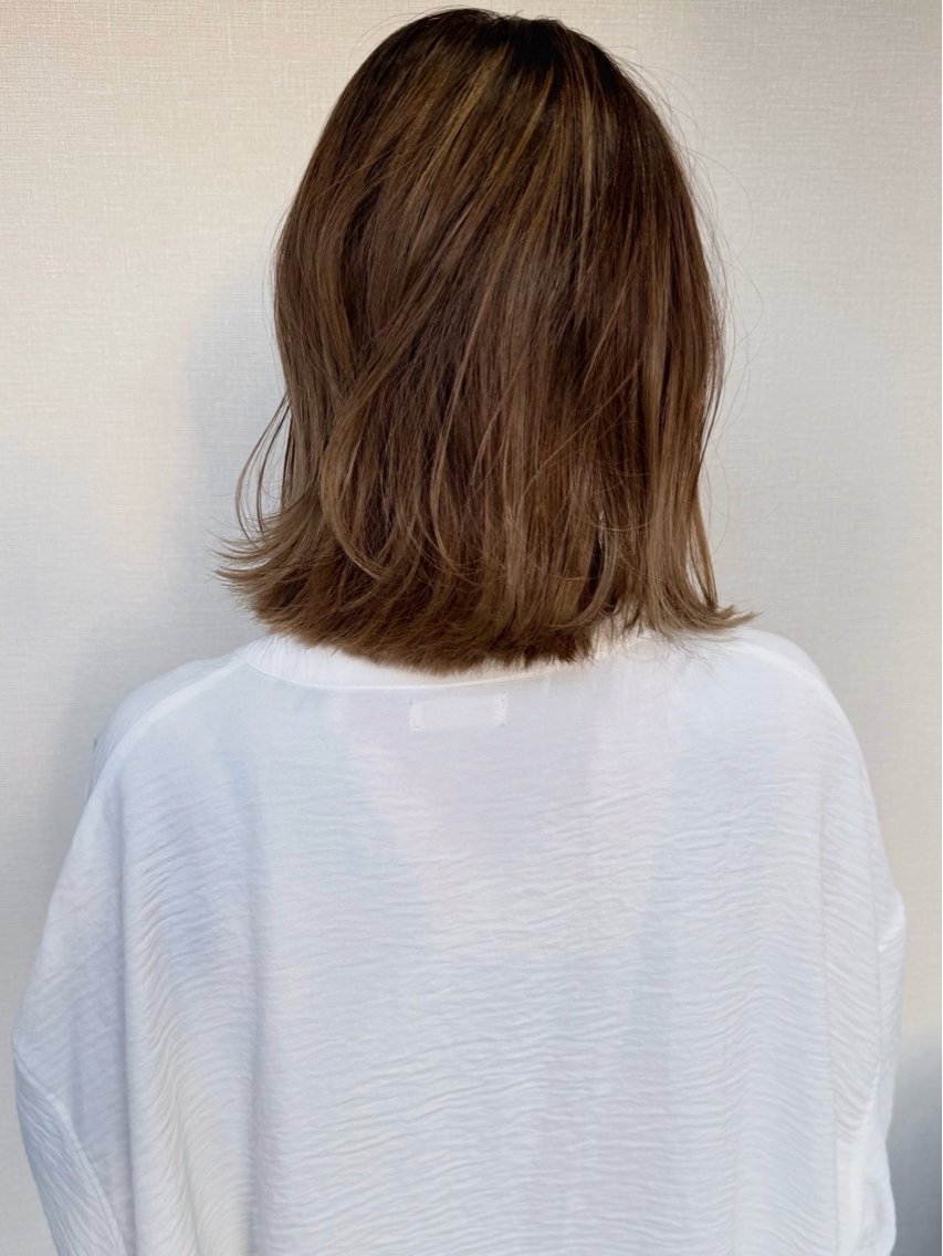 ミディアム カラー バレイヤージュ ハイライトカラー ハイライト レイヤーカット ヘアカラー トリートメント 田室和幸 河原町のヘアスタイル