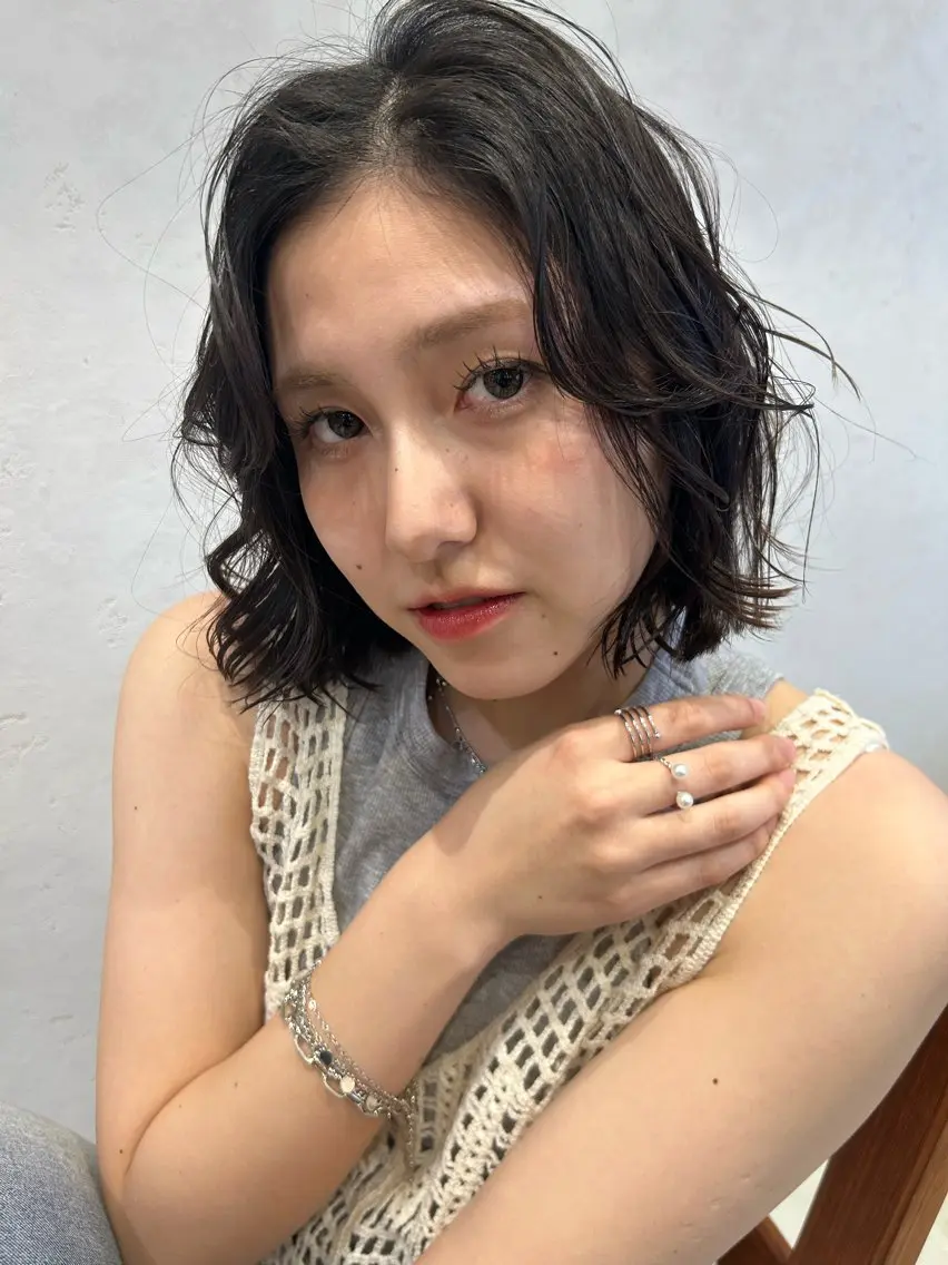 ミディアム カラー レイヤー/インナー カラー🦋ルイのヘアスタイル