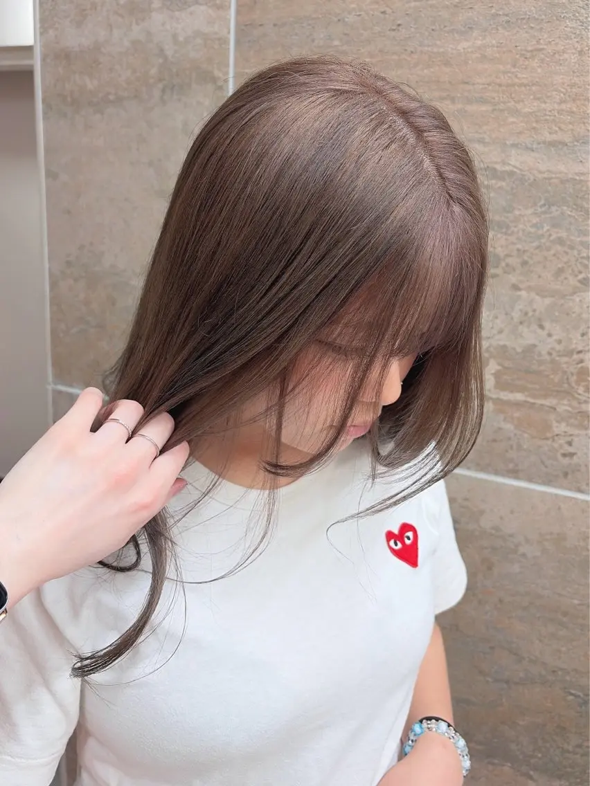 セミロング カラー グレージュ ヘアカラー トリートメント 《柔らかhair𓍯 》木村美姫のヘアスタイル