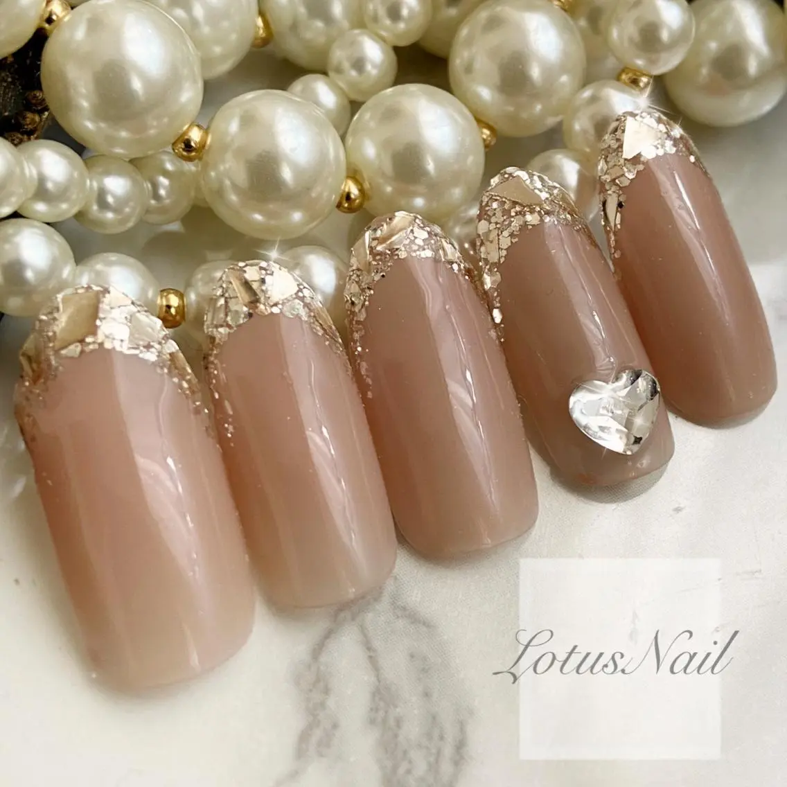 ネイル フレンチネイル ガラスフレンチ Lotus Nailのネイルデザイン
