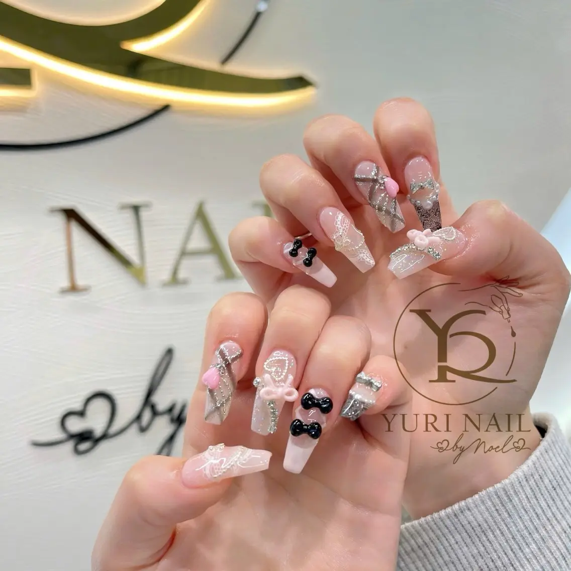 ネイル チークネイル フットネイル フレンチネイル グラデーション キラキラネイル YURI Nail Funabashiのネイルデザイン