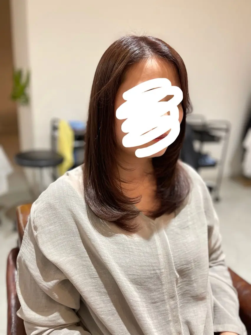 セミロング カット ヘアカラー 増田 夏季のヘアスタイル