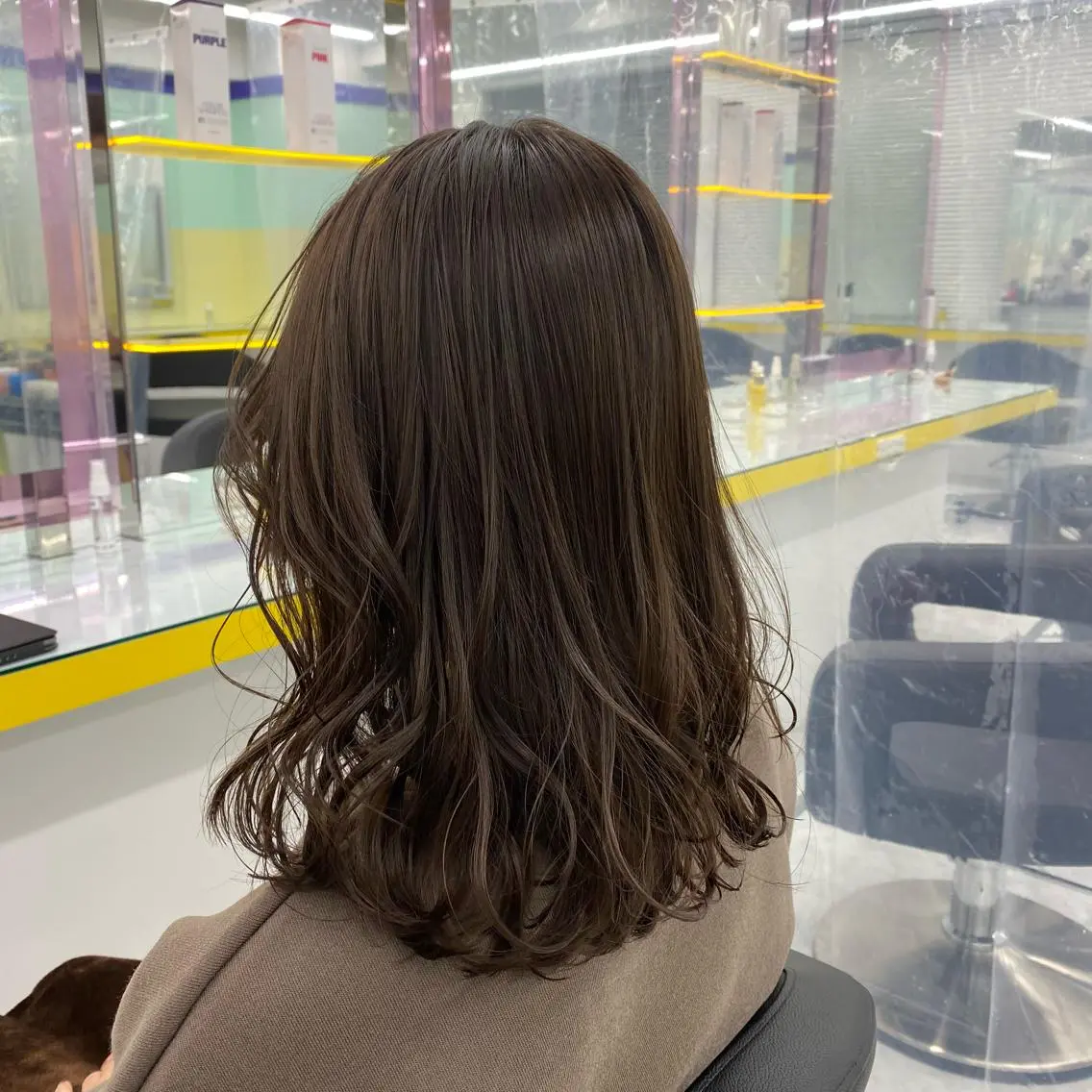 ミディアム カラー ヘアアレンジ カット ヘアカラー mai🍑暖色カラー /レイヤー💖のヘアスタイル