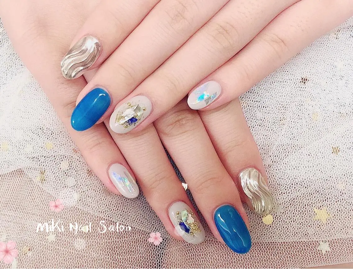 ネイル MiKi Nai池袋 長さだし得意のネイルデザイン