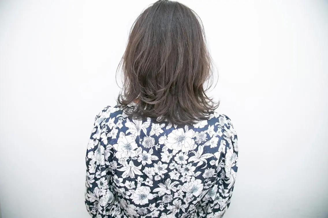ミディアム カラー アッシュ 坂口 功一郎のヘアスタイル