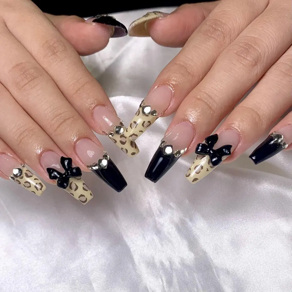 ネイル スカルプネイル ネイルチップ mofie🤍ナツカ /練習モデル募集中のネイルデザイン