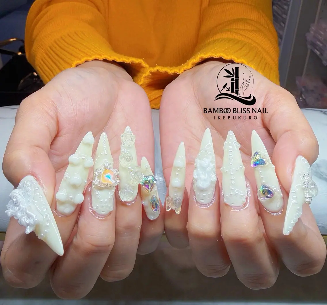 ネイル アートネイル カジュアル 長さ出し フットネイル フレンチネイル ハンドネイル Bamboo Bliss西店のネイルデザイン