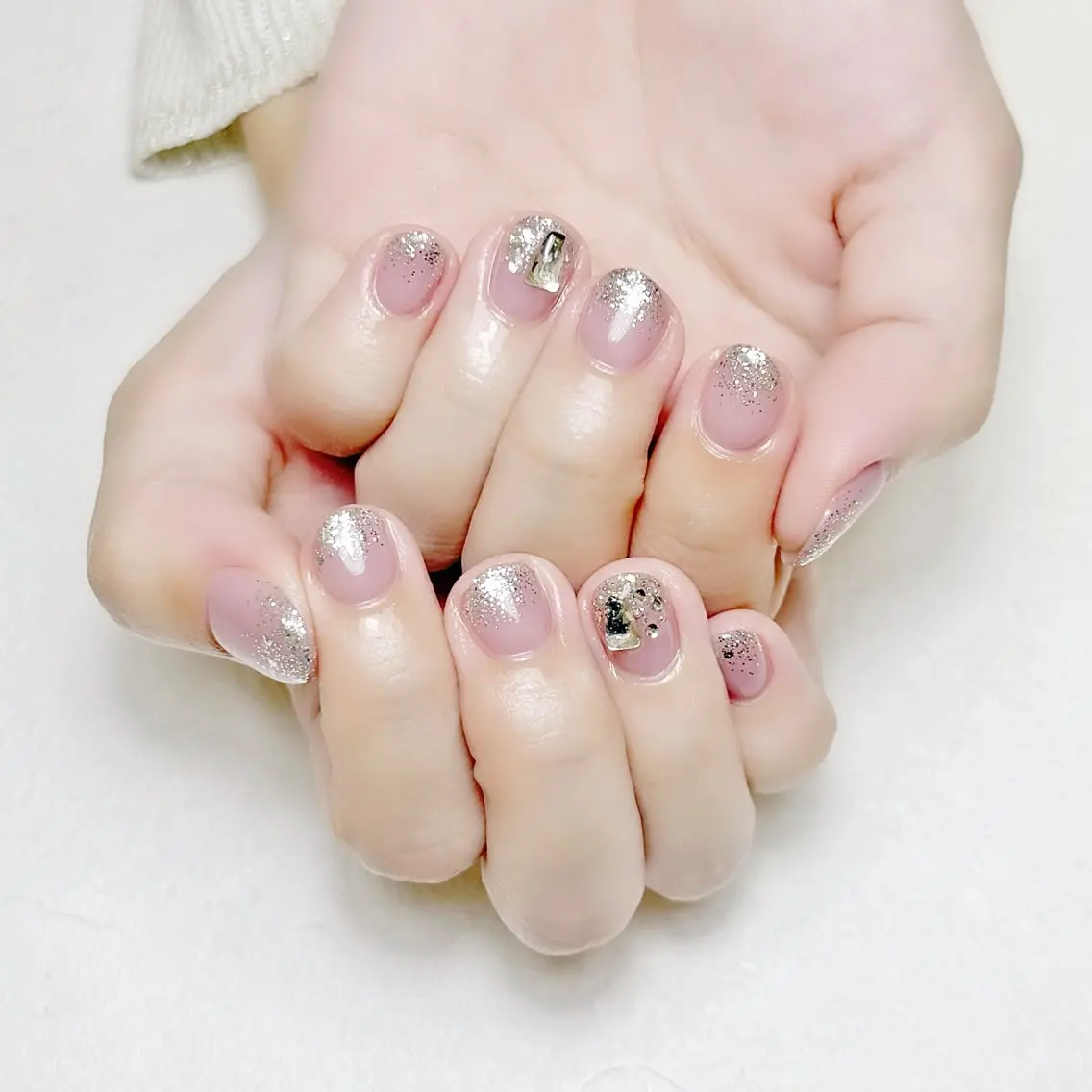 ネイル アートネイル オフィスネイル rouse nail RISATOのネイルデザイン