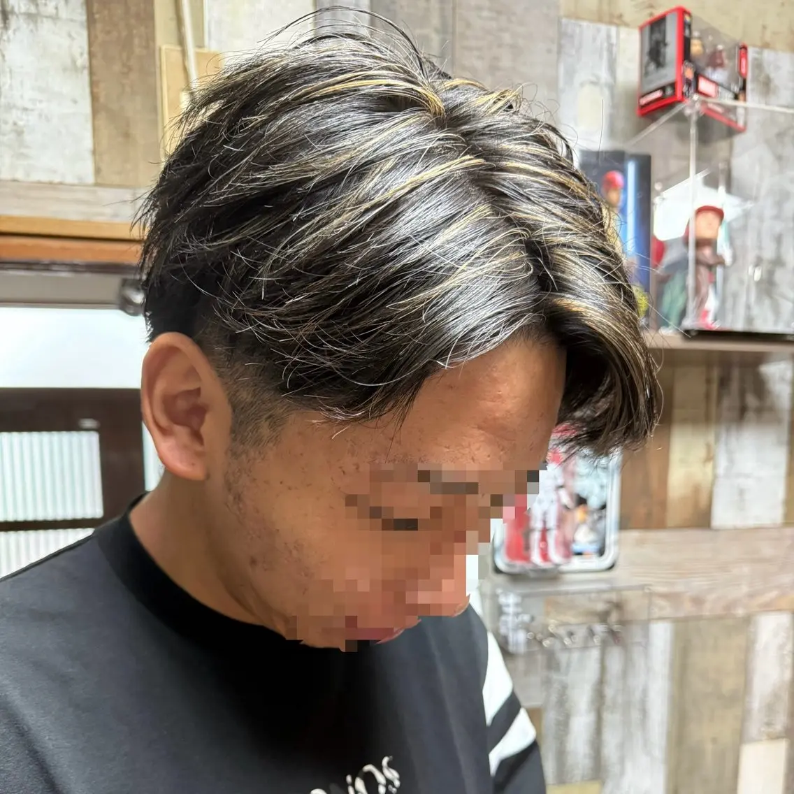 ショート カラー メンズ メンズハイライト メンズメッシュ ハイライトカラー メッシュ ハイライト カット ヘアカラー メンズ特化型/永井 友貴のヘアスタイル
