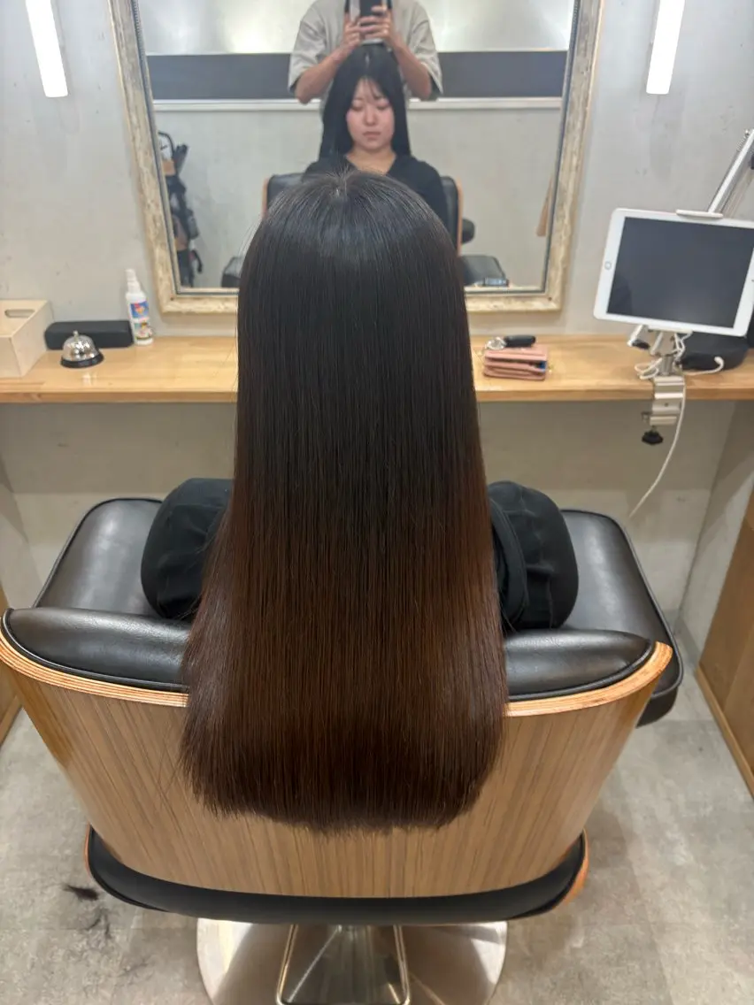 ロング カット 縮毛矯正 白鳥 正孝のヘアスタイル