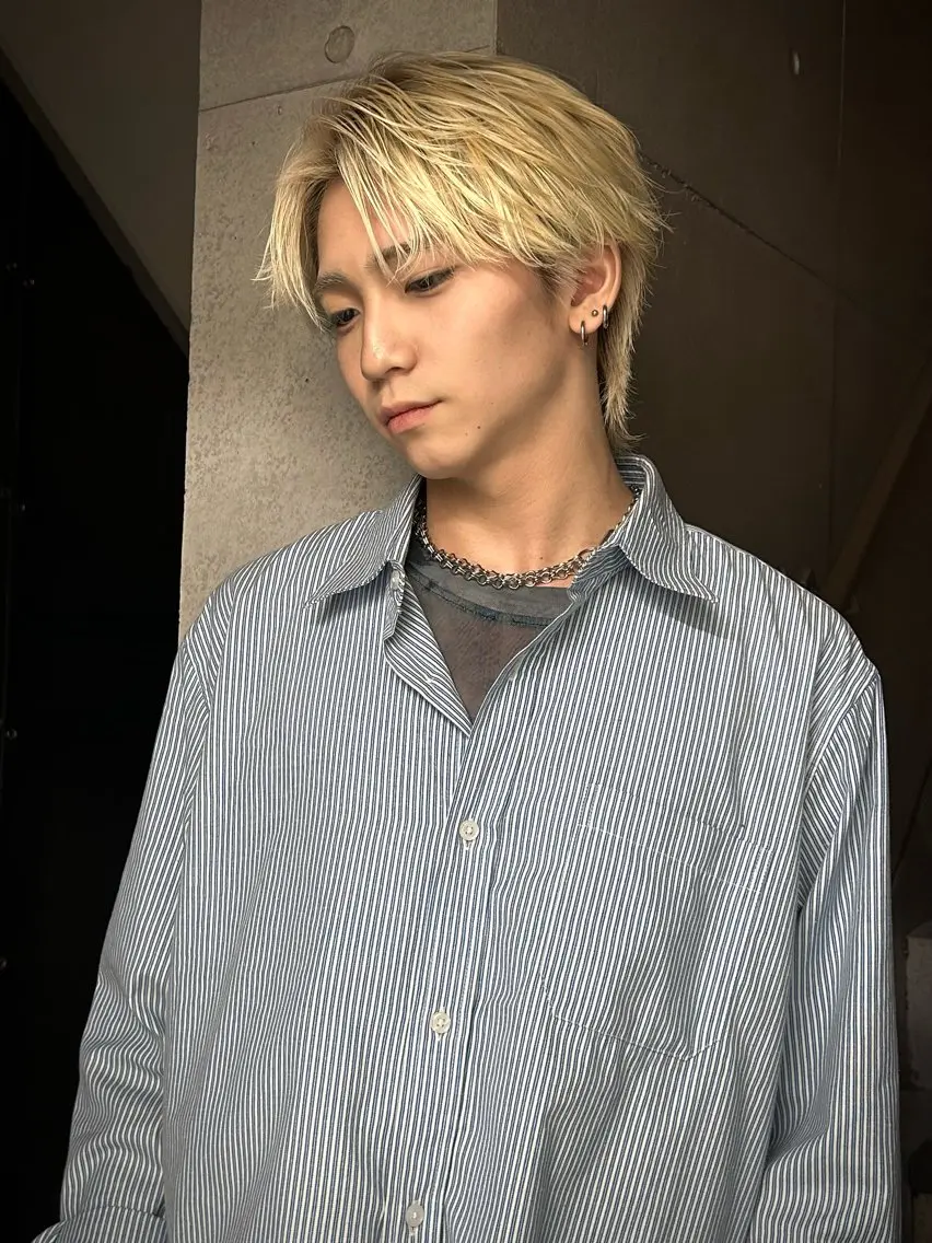 ショート カラー パーマ メンズ カット 岩城 滉成のヘアスタイル