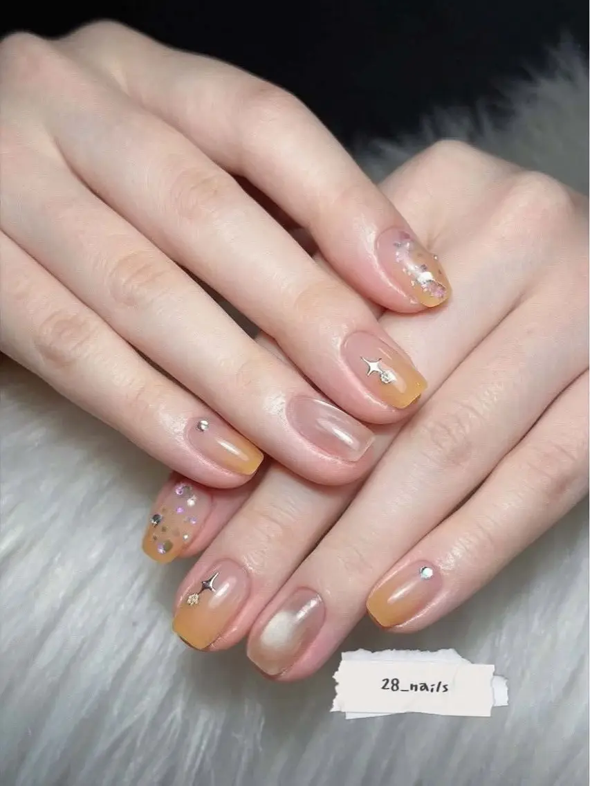 ネイル ハンドネイル リナ ⭐️のネイルデザイン
