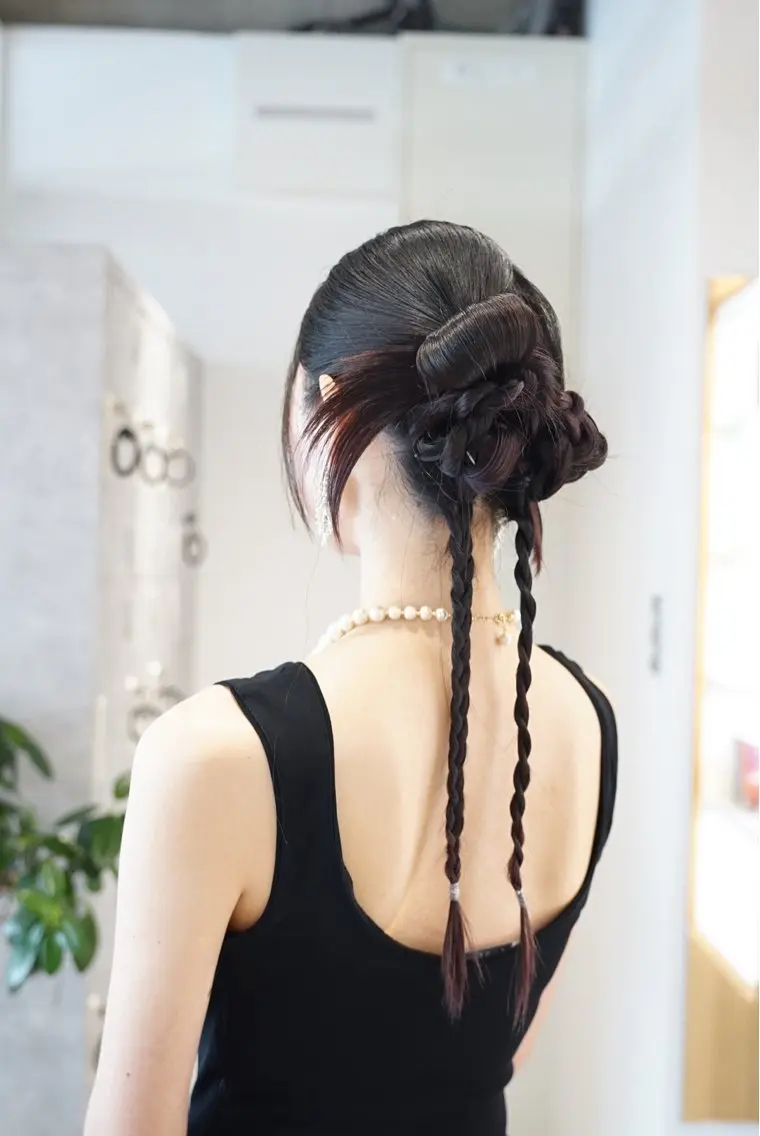 セミロング ヘアアレンジ 月100人以上 髪質改善施術｜谷口のヘアスタイル