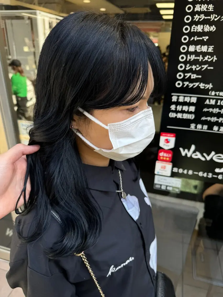 ロング カラー ヘアアレンジ 切りっぱなしボブ ショートボブ 黒髪 ブリーチ ブルーカラー カット ヘアカラー トリートメント 目黒 碧人のヘアスタイル