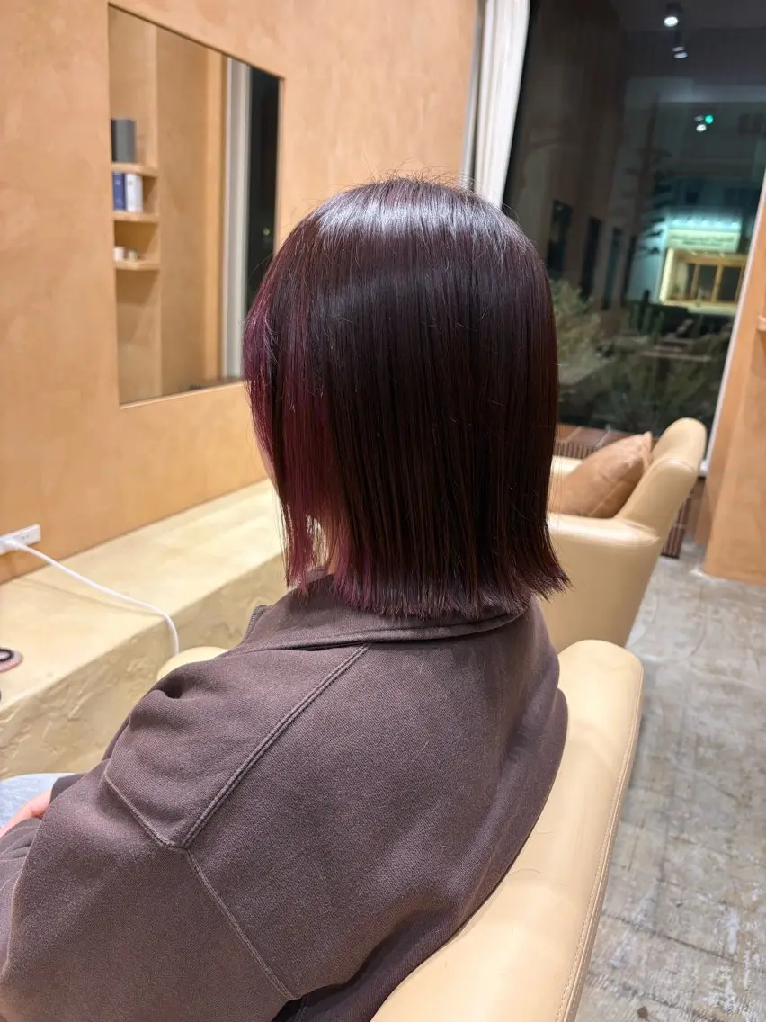 ショート ボブ カット ヘアカラー ONE009 ハナ🎀のヘアスタイル