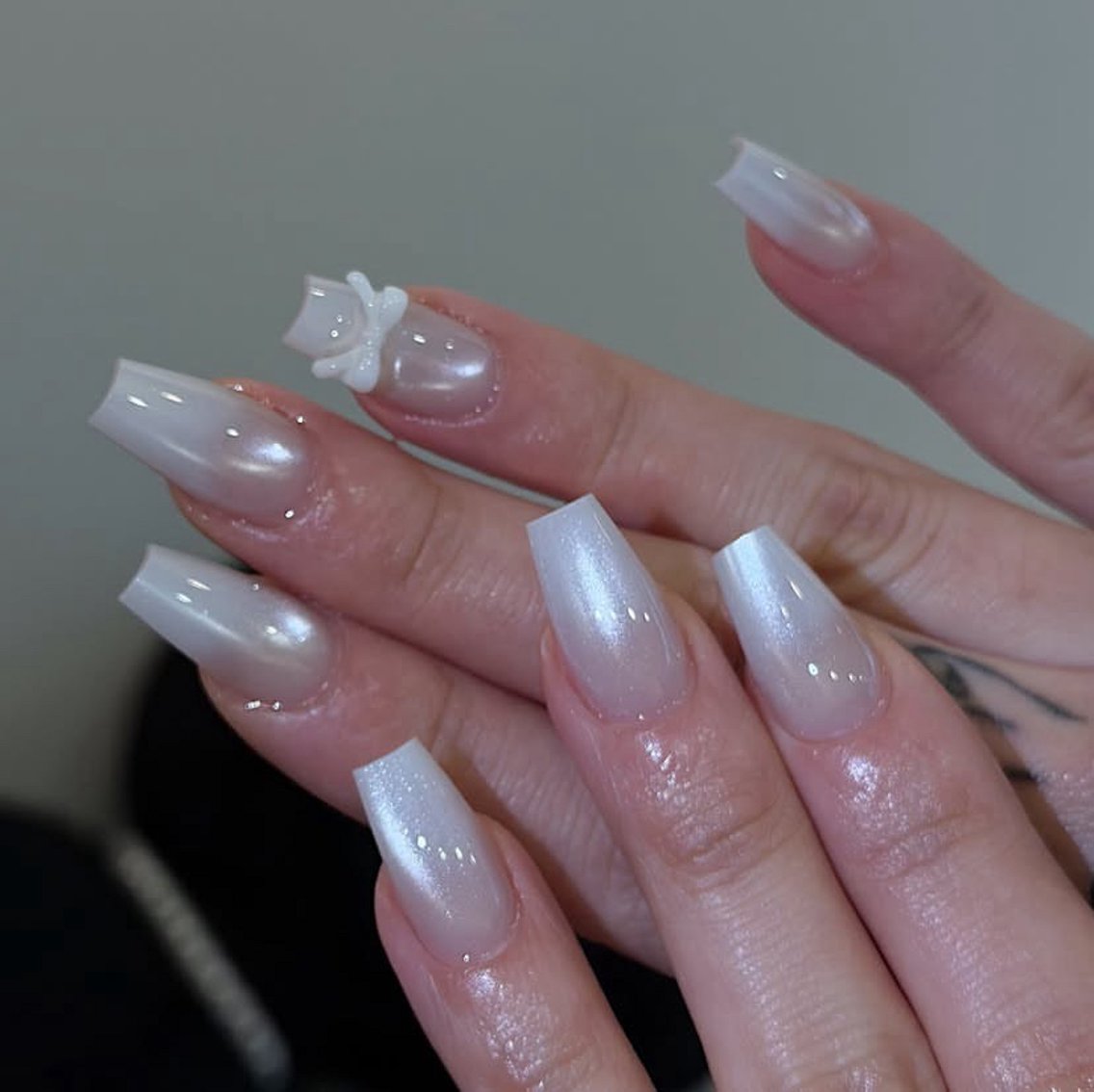 ネイル アートネイル フレンチネイル ジェルネイル キラキラネイル 韓国ネイル ハンドネイル ICE Nailsのネイルデザイン