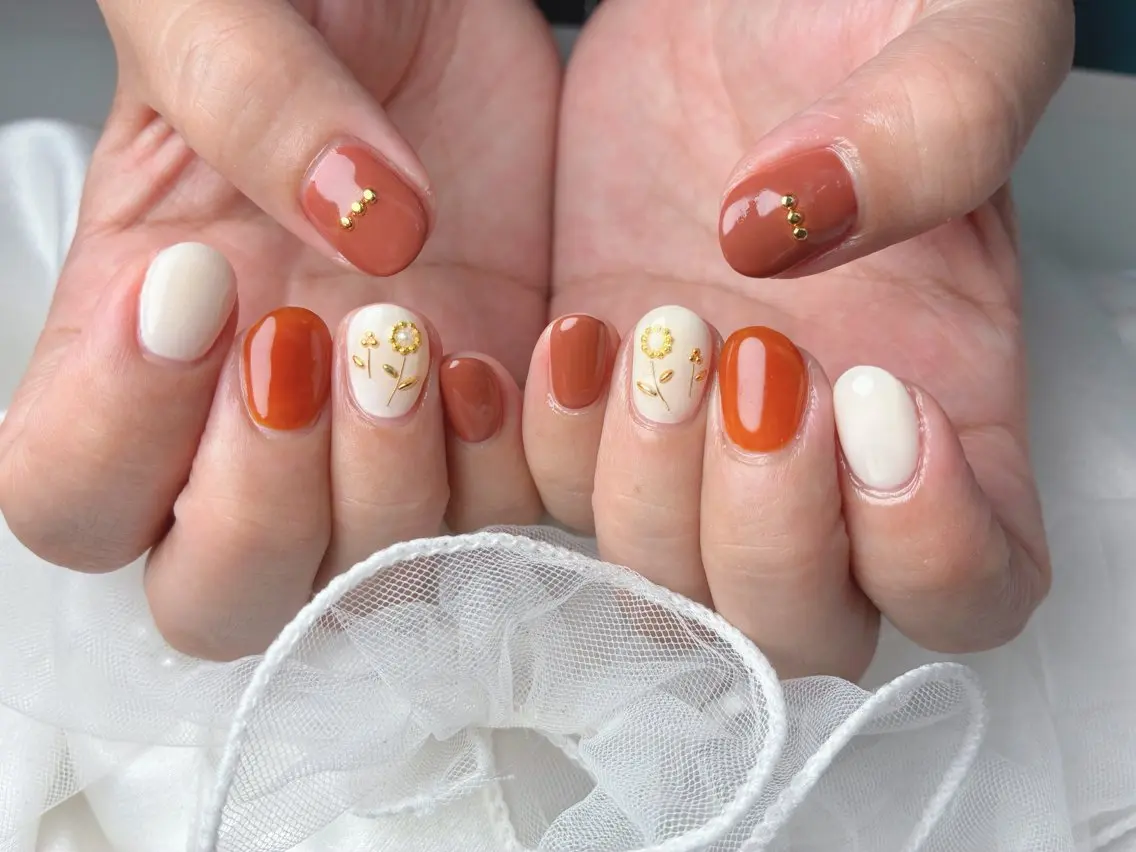ネイル シンプルネイル ハンドネイル SweetOlive Chinatsuのネイルデザイン