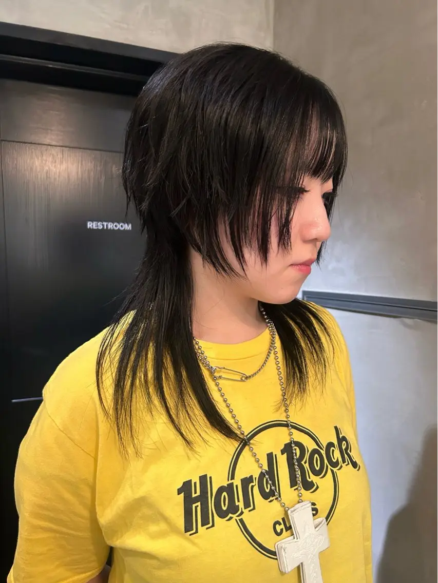 ミディアム レイヤーカット ウルフカット ウルフレイヤー カット トリートメント ヘッドスパ デザイン/アレンジ ❤︎イシイレイのヘアスタイル